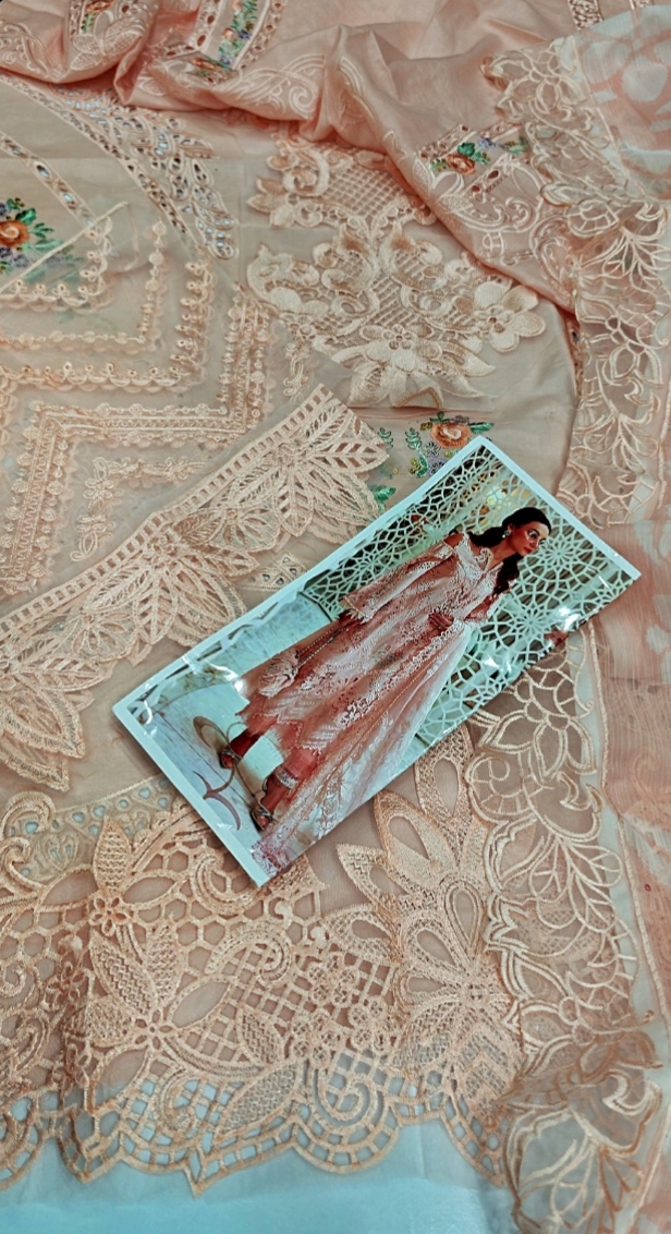 Oplus_16908288 Parishay 3pcs lawn Article - Image 1