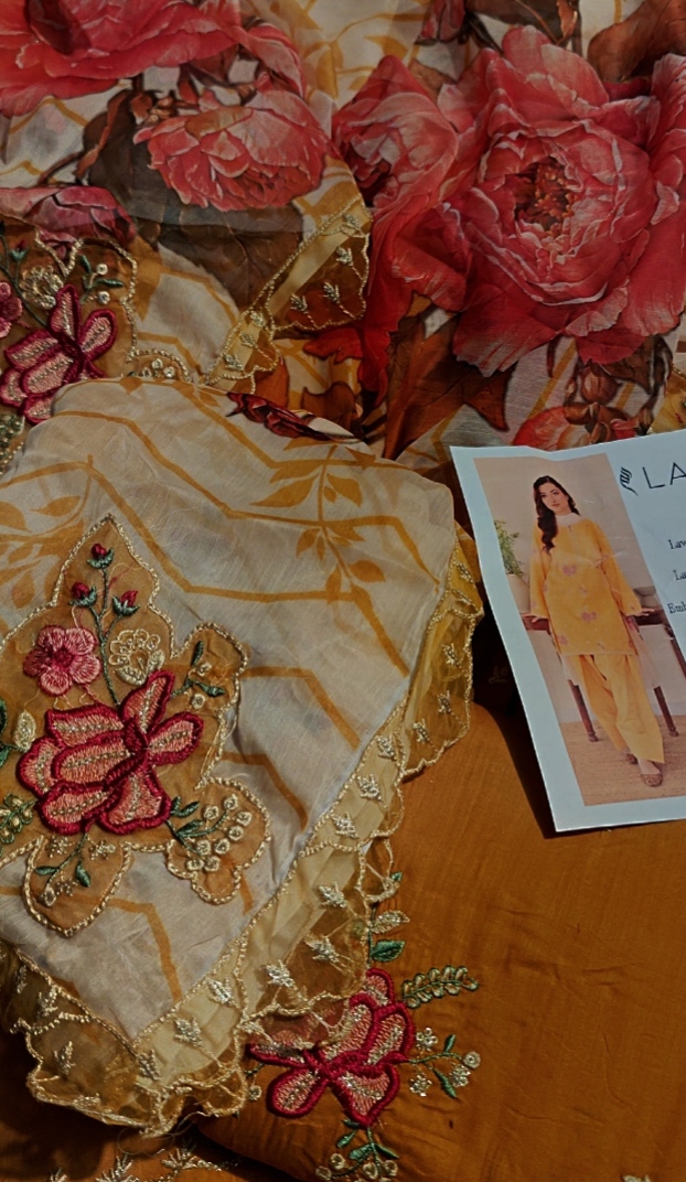 Oplus_16908288 Laam 3pcs Lawn Article - Image 1