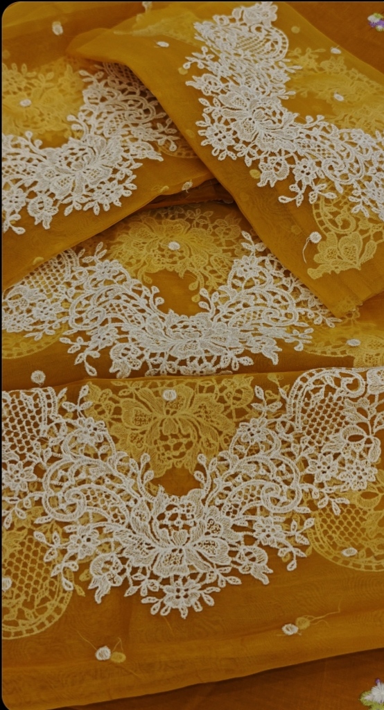 Oplus_16908288 Maria B Luxury 2Pcs Lawn Article - Image 1