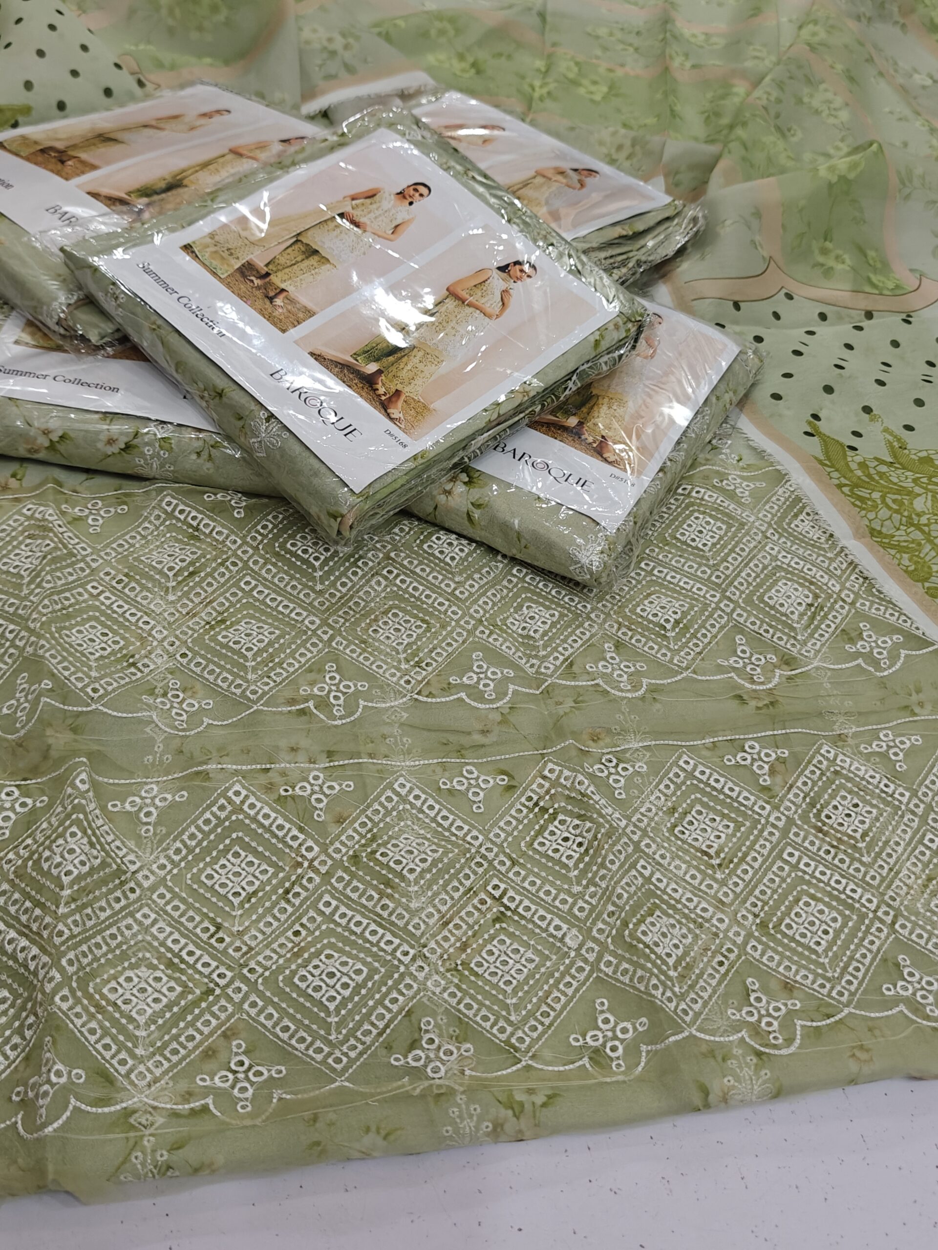 oplus_3145760 Baroque New Collection - Image 1