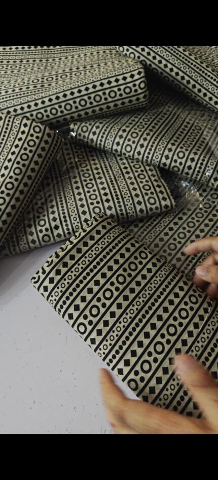 Alkaram 3pcs Article