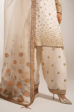 Ethnic 3pcs Silk Suit With Elegant Vibe - Image 3