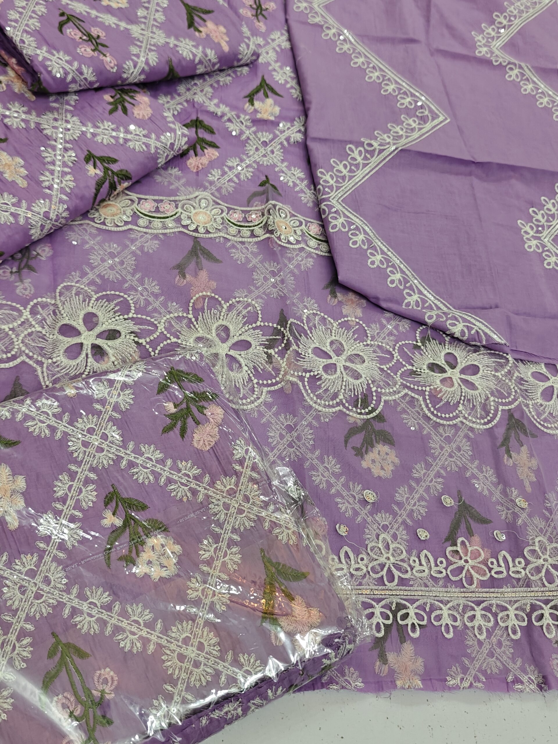 oplus_3145760 Maria B Luxury 2Pcs Lawn Arrivals - Image 1
