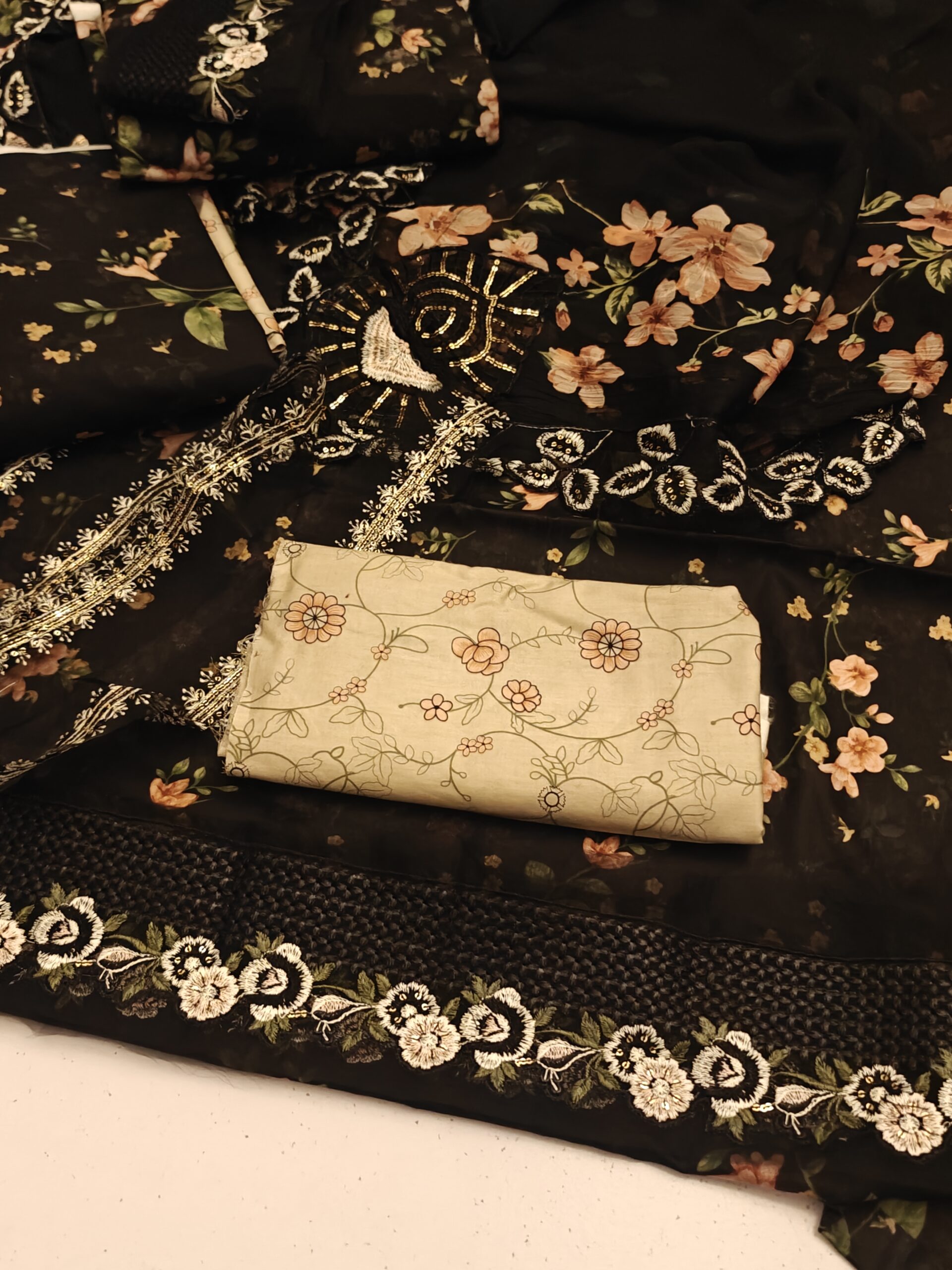 oplus_3145760 Baroque New Collection - Image 1