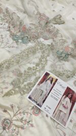 Ethnic 3pcs Silk Suit With Elegant Vibe - Image 3